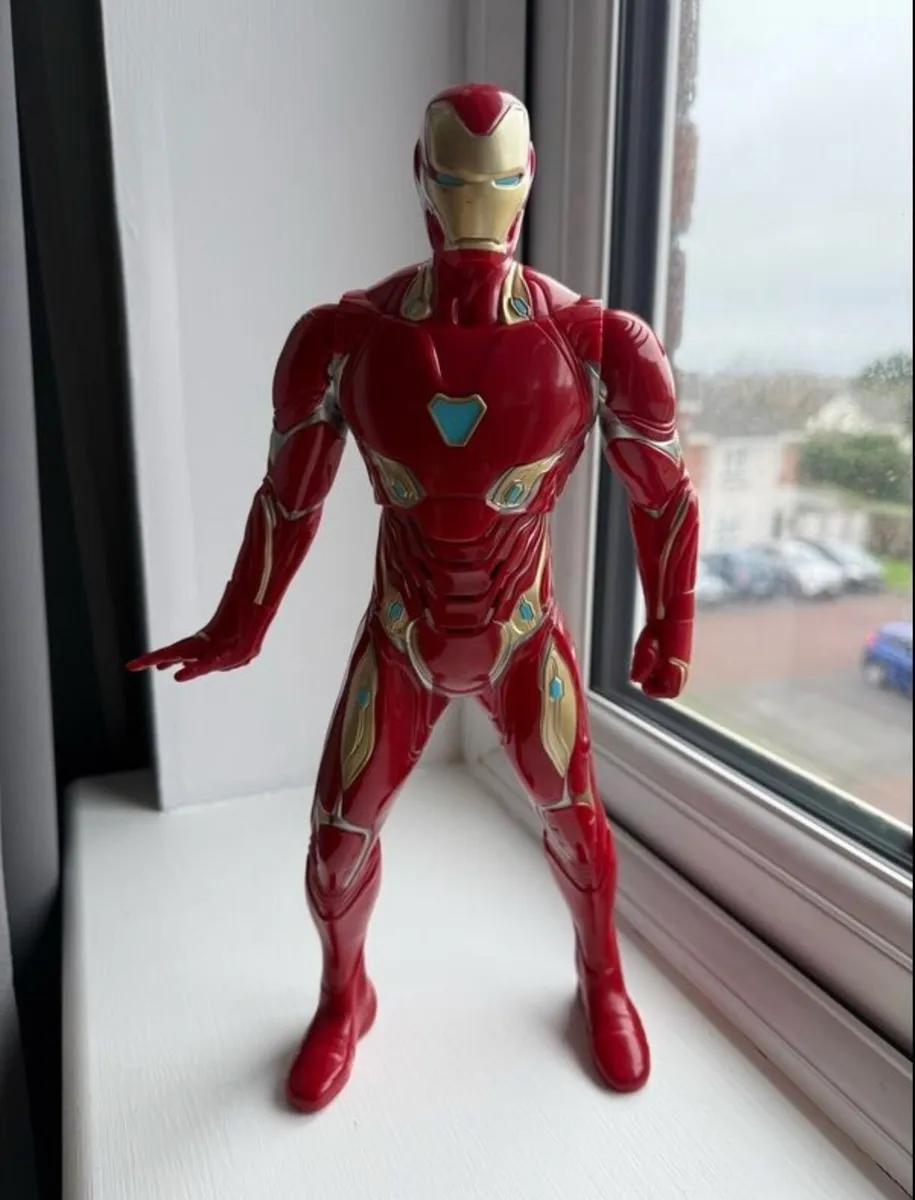 Original Marvel Hasbro Iron Man - Image 1