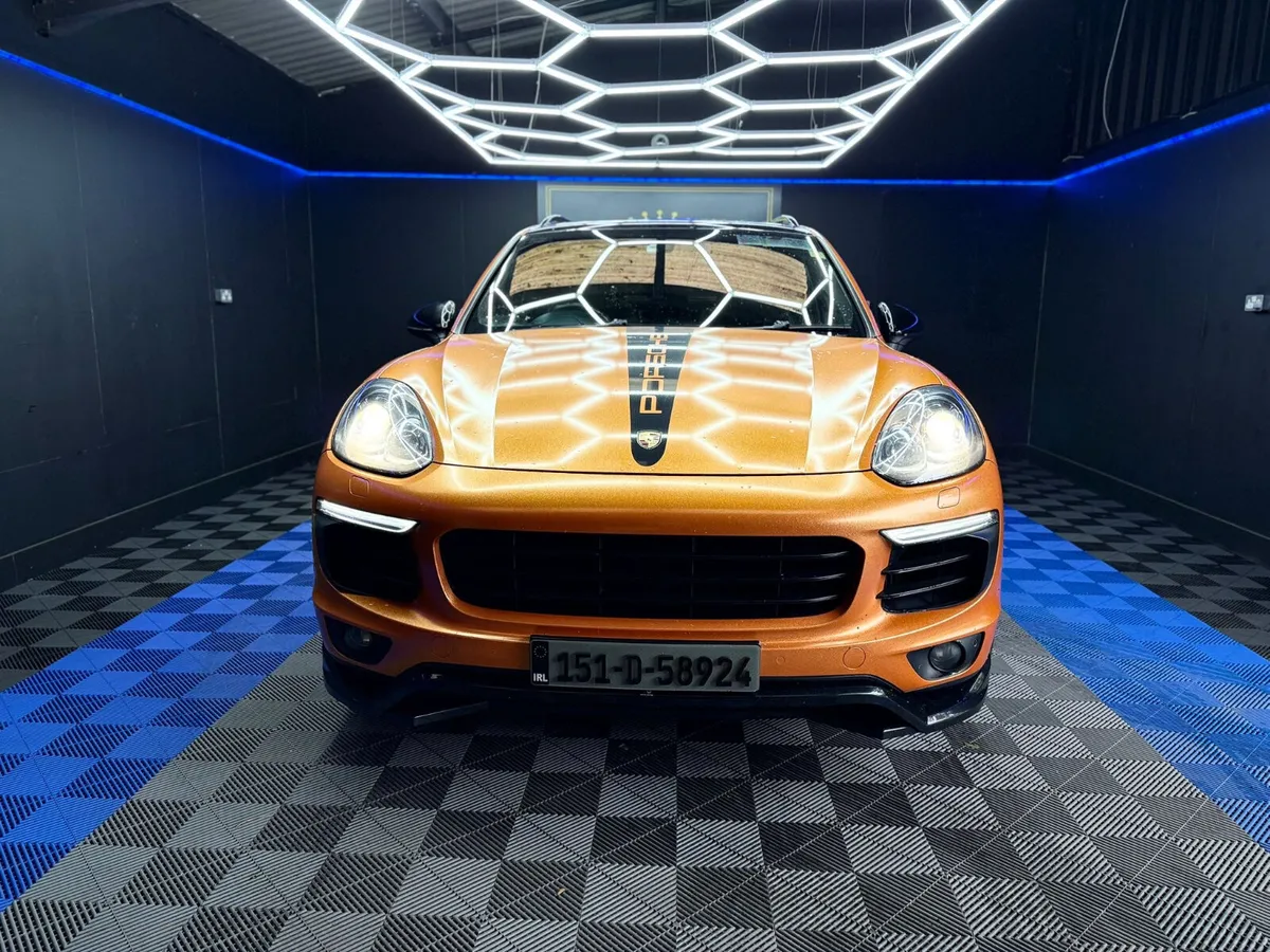 Porsche Cayenne 4.2 diesel,430 HP, commercial - Image 3