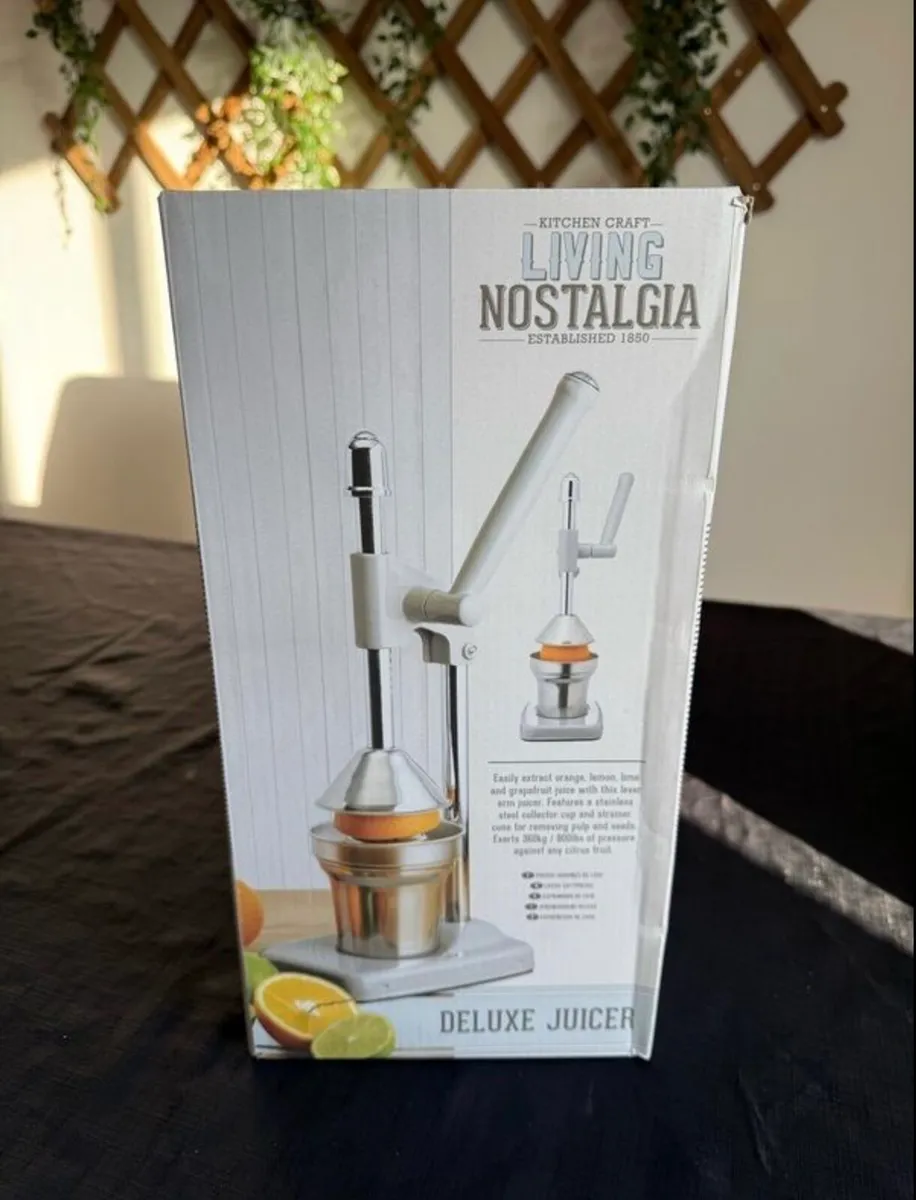 Brand new orange manual juicer, orange juicer - Image 1
