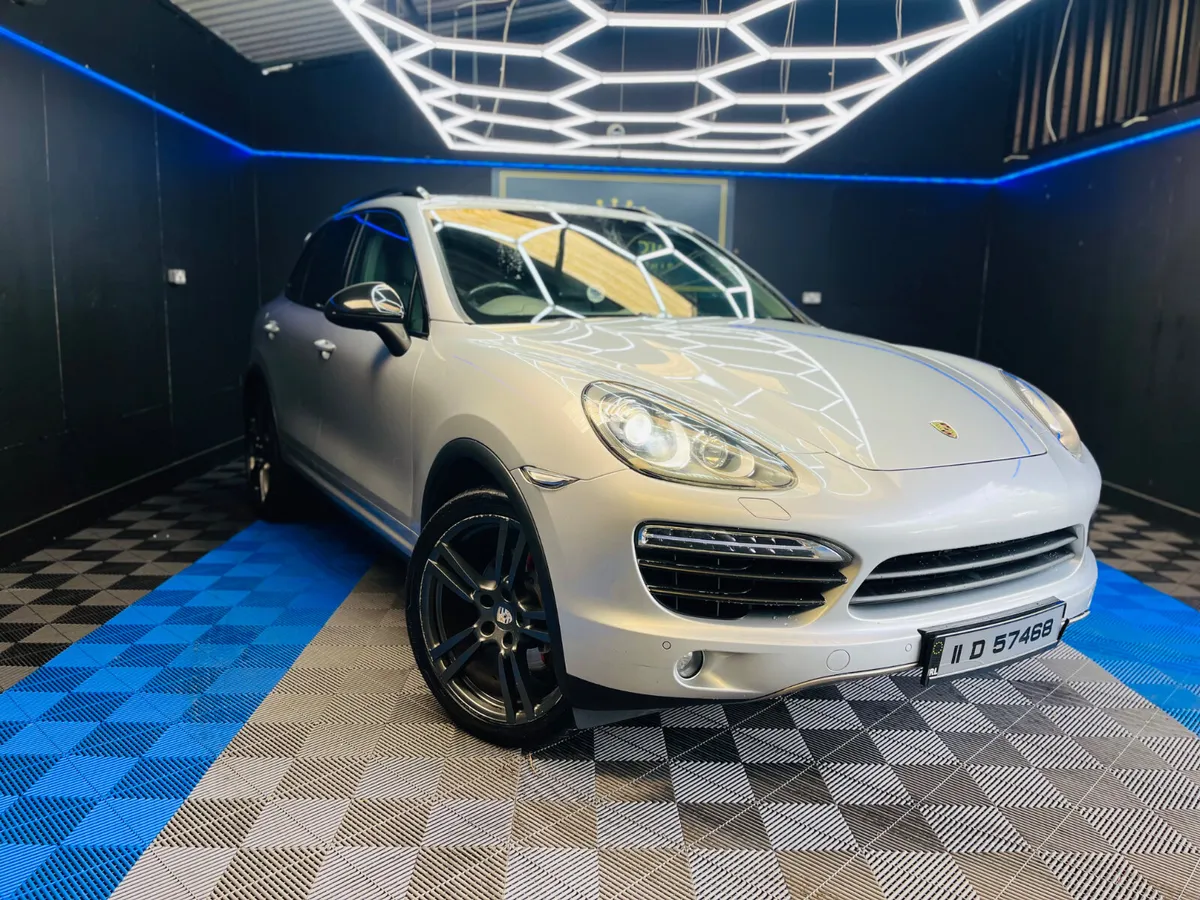 Porsche cayenne 3.0 diesel,New Doe,commercial - Image 1