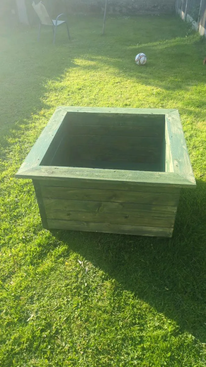 Planter boxes - Image 4