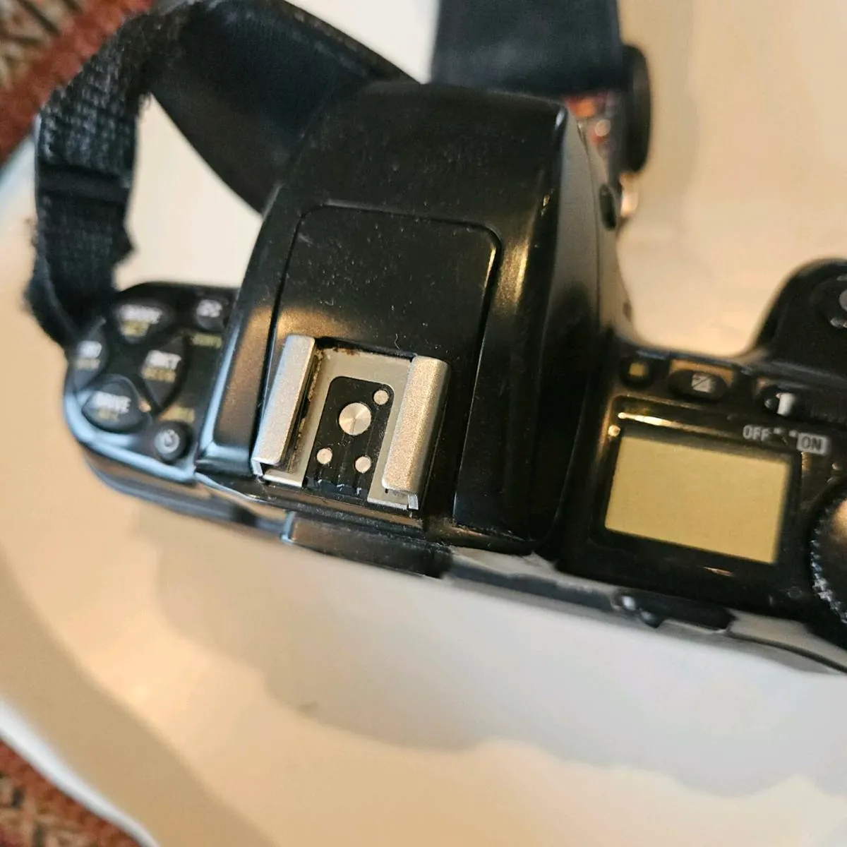 Nikon f-601 camera - Image 3