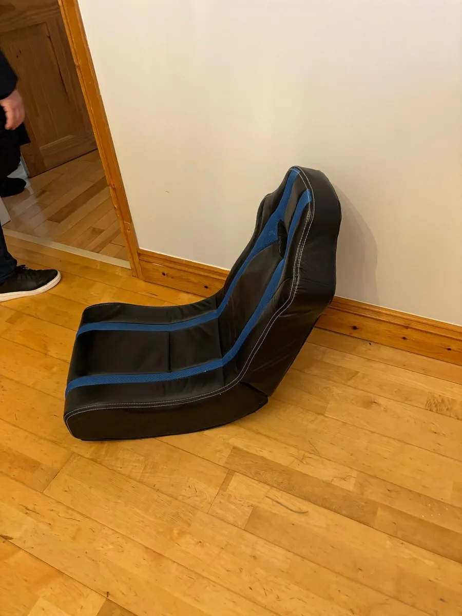 Gaming Chair - Image 1