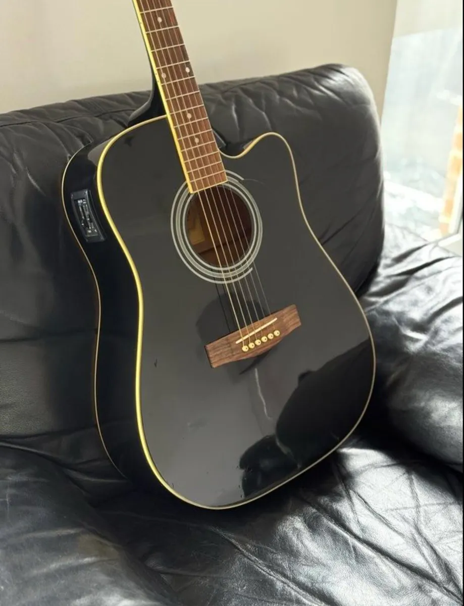 Richwood electro acoustic guitar - Image 1