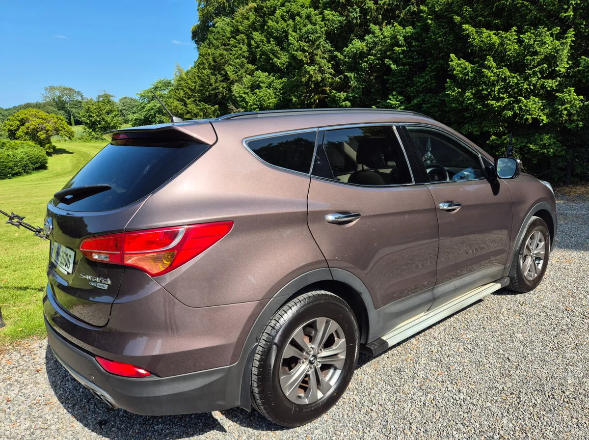 Hyundai Santa Fe 2014 - Image 3