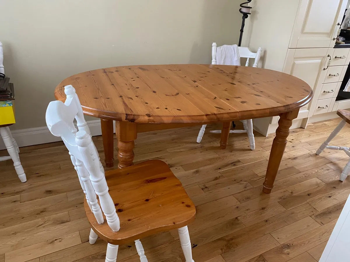 Dining table and chairs - Image 4