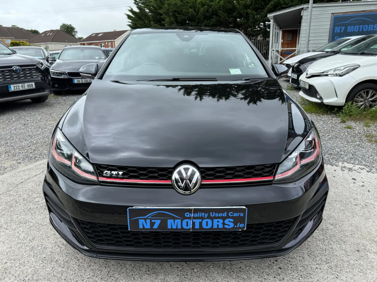 2018 Volkswagen Golf  2.0 GTI AUTO - Image 3