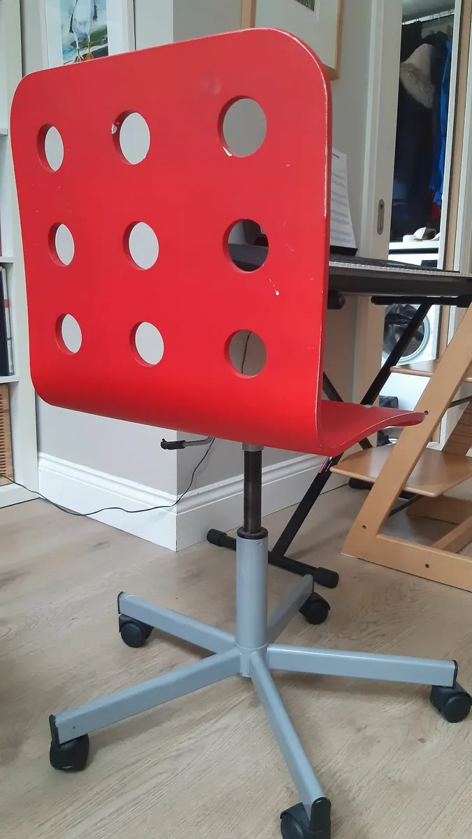 Desk chair - Image 2