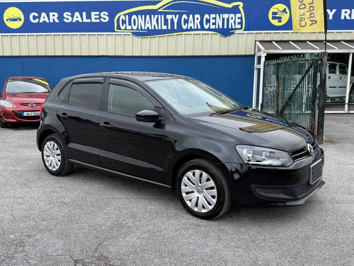 One Owner Vw Polo 1.2 Petrol Automatic - Image 4