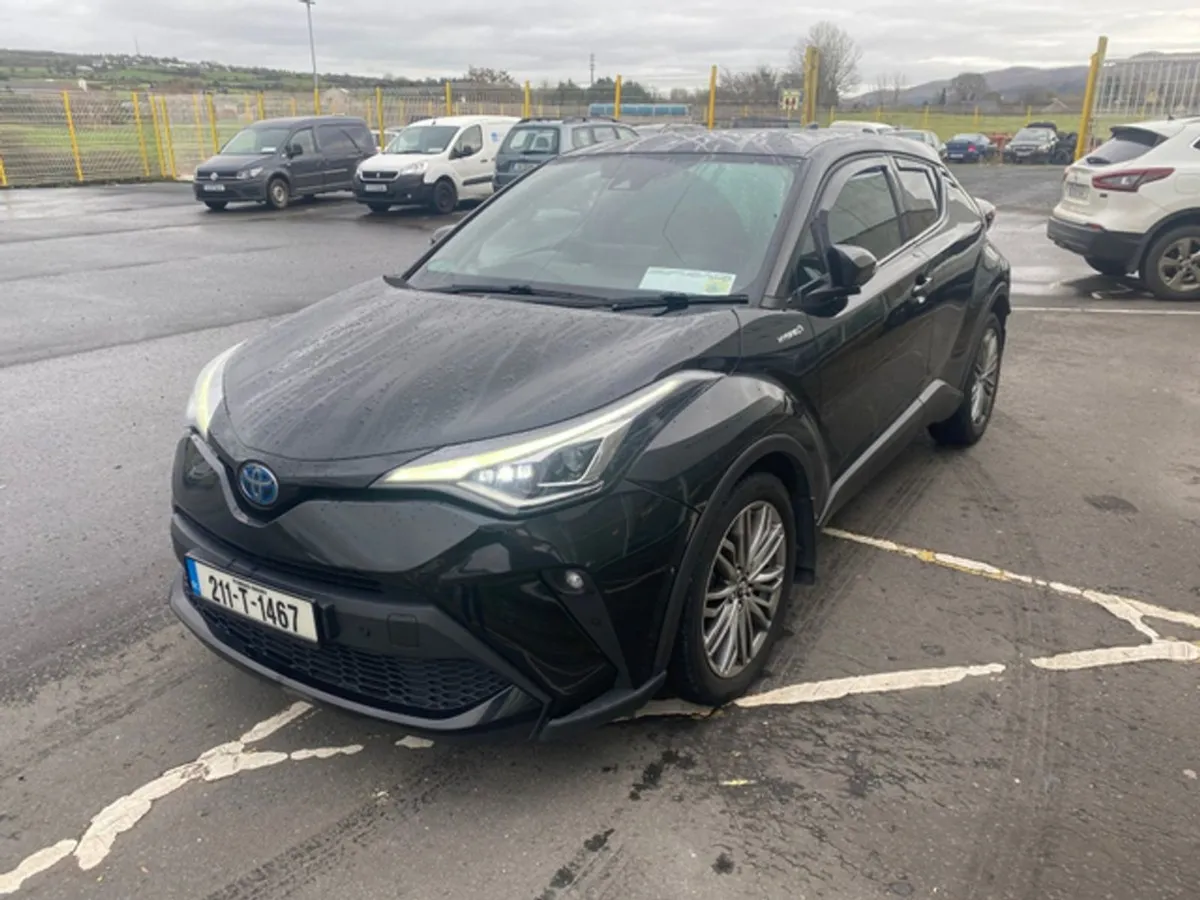 Toyota C-HR 1.8 Hybrid SOL 4DR Auto - Image 4