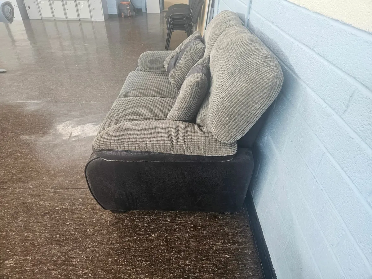 Sofa - Image 2