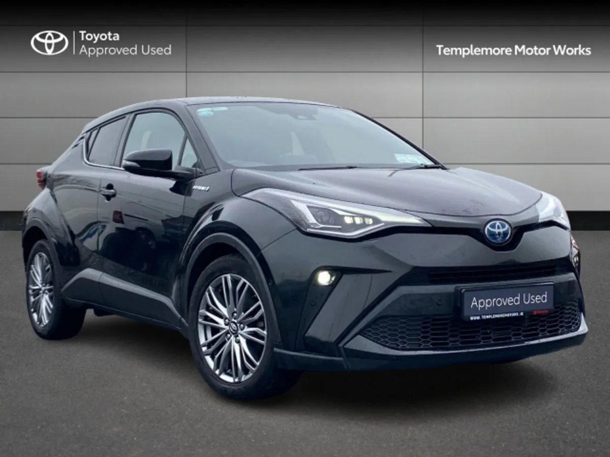 Toyota C-HR 1.8 Hybrid SOL 4DR Auto - Image 1