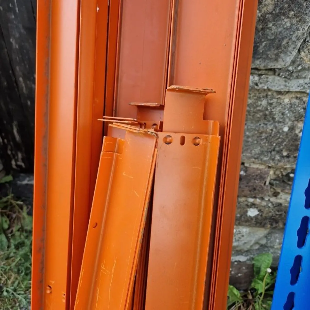 racking - Image 2