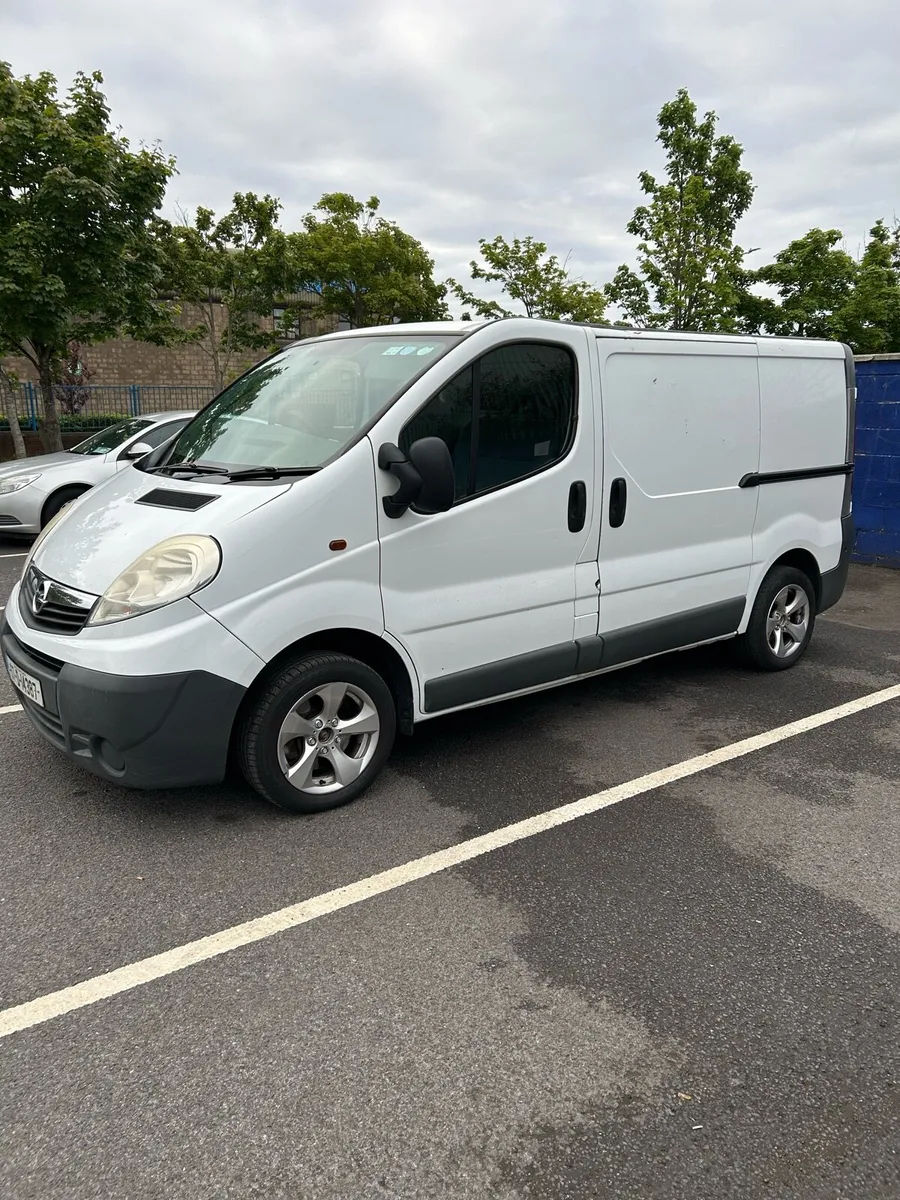 2007 Opel vavaro - Image 2