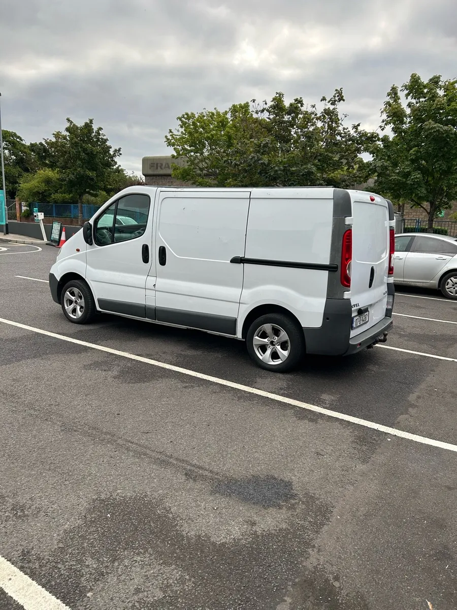 2007 Opel vavaro - Image 3