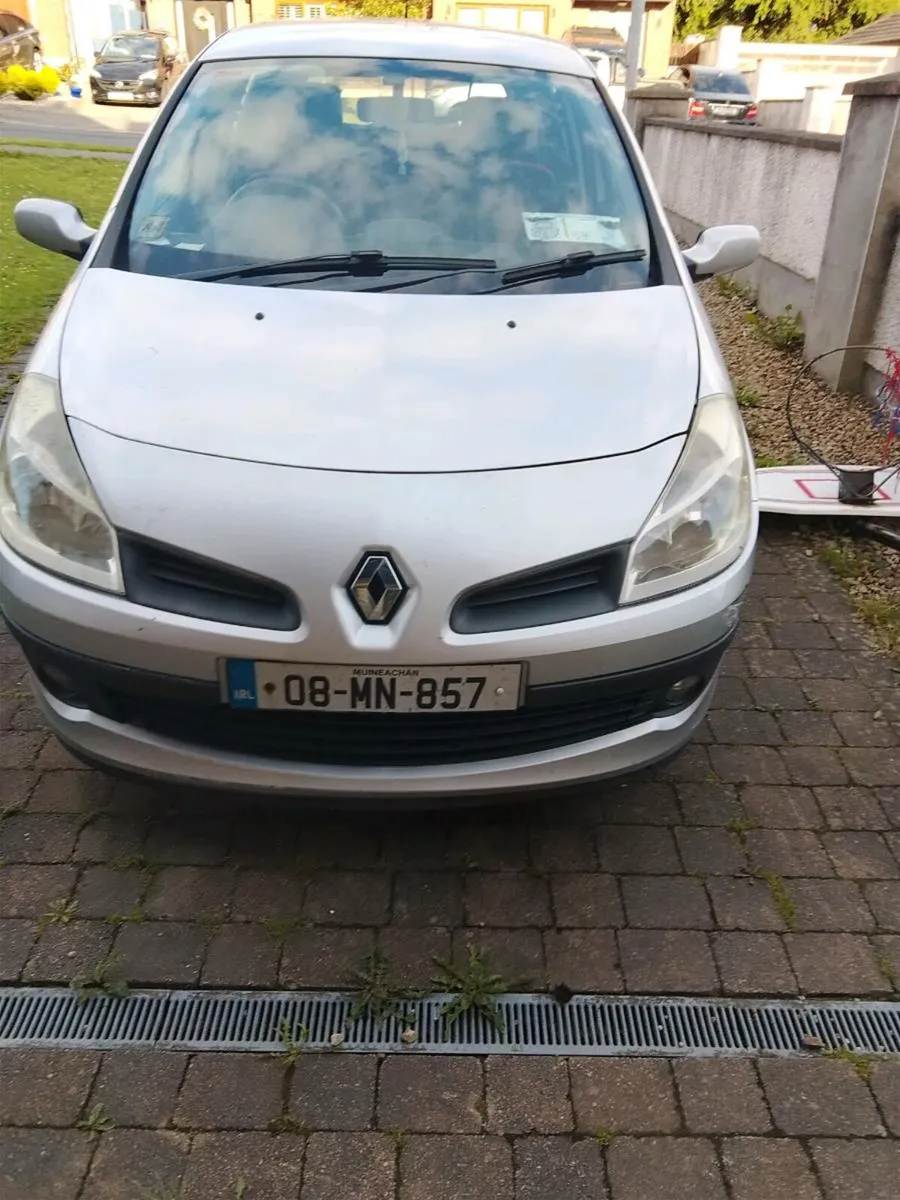 08 Renault Clio - Image 1