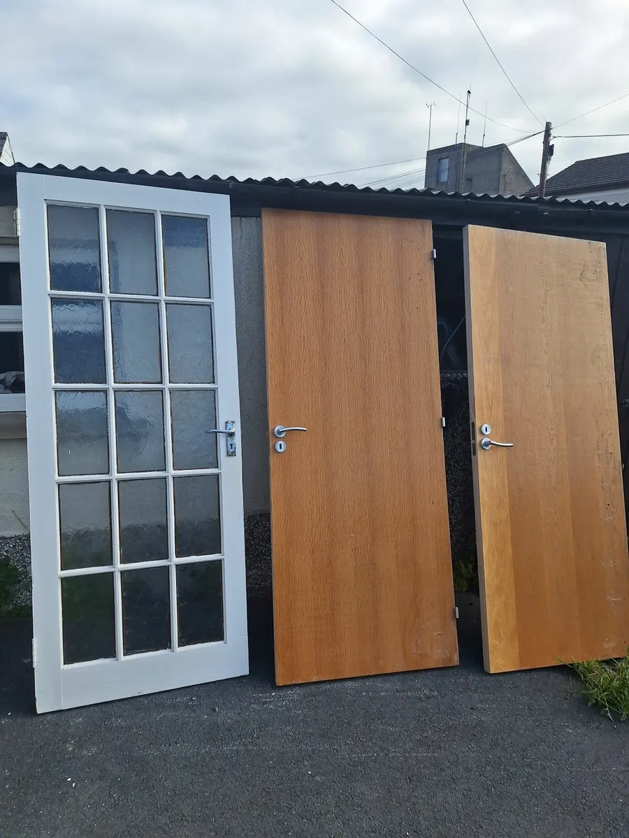 Timber solid doors - Image 3