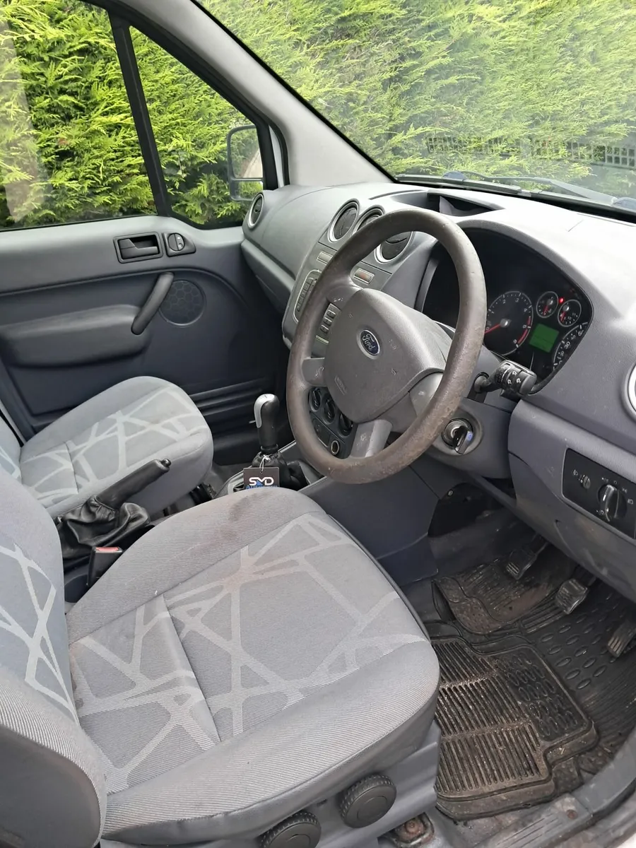 Ford Transit Connect 2012 - Image 3