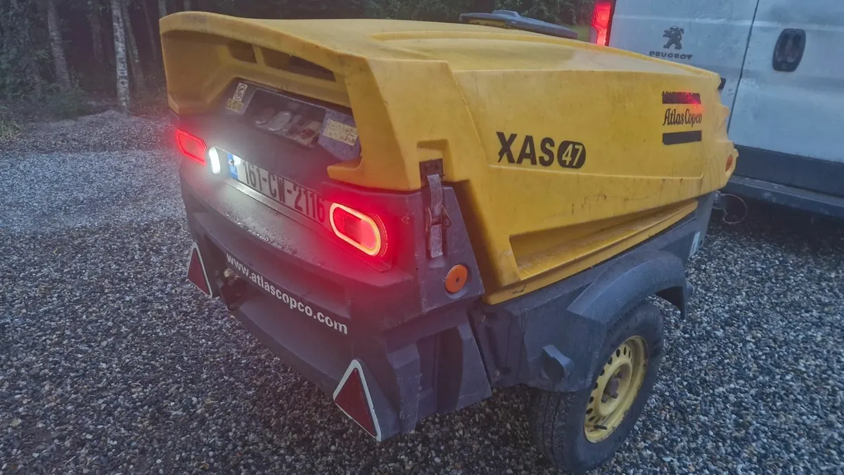 Tow Compressor XAS 47 - Image 4