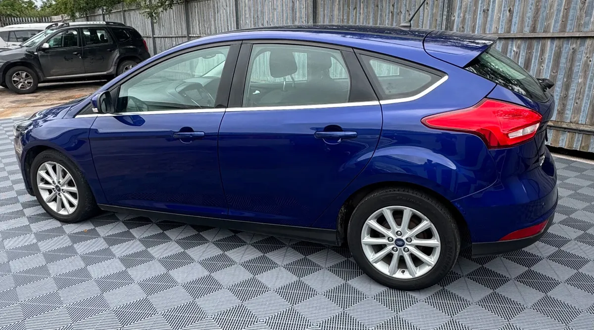 Ford Focus 2018 - Image 4