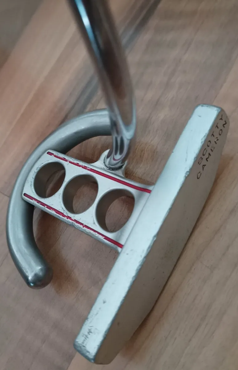 Scotty Cameron Futura Golf Putter - Image 3