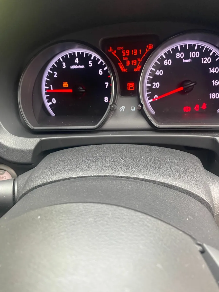 Nissan Note 2017 1.2 Petrol. Excellent condition - Image 4