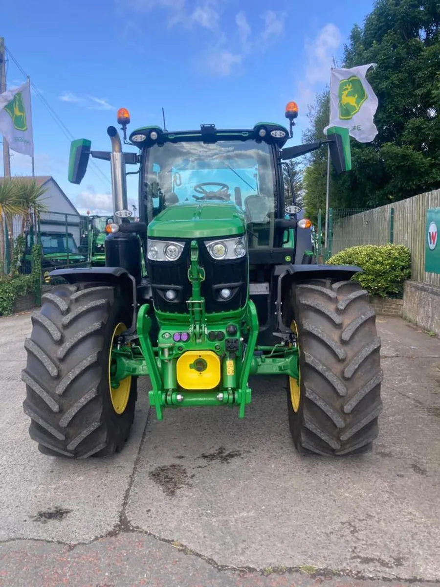 John Deere 6R 185 (2022) - Image 2