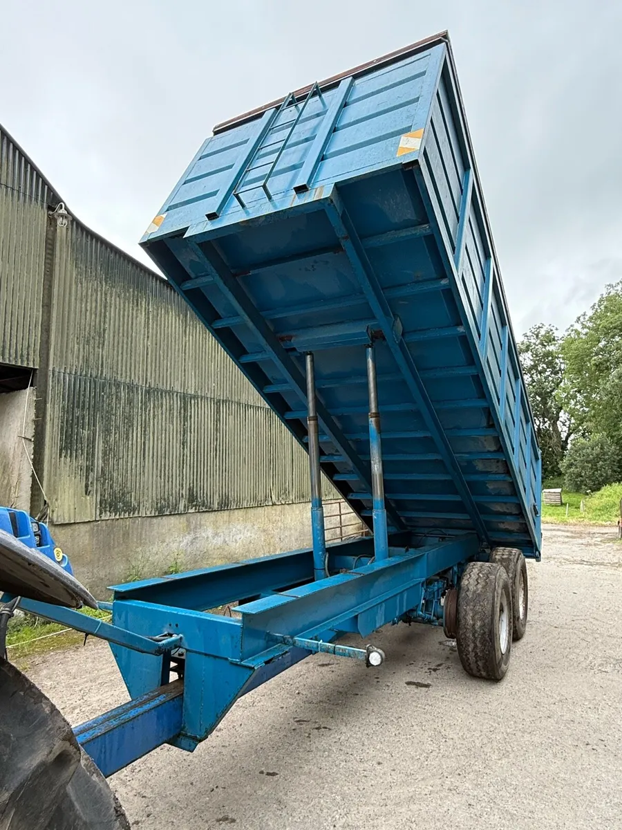 Morris Grain Trailer - Image 2
