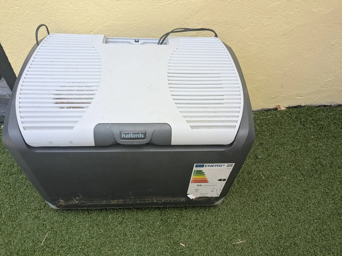 Cooler box