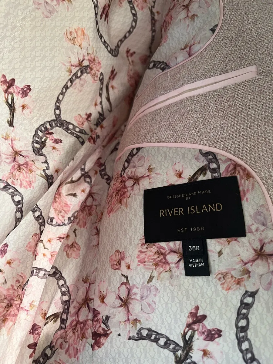 Men’s Pink Suit - Image 2