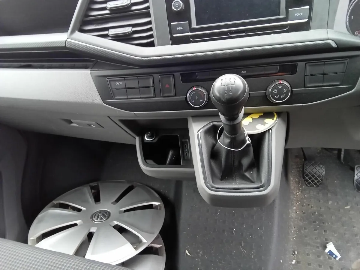 2023 VOLKSWAGEN TRANSPORTER £9,250 +VAT ONO - Image 4