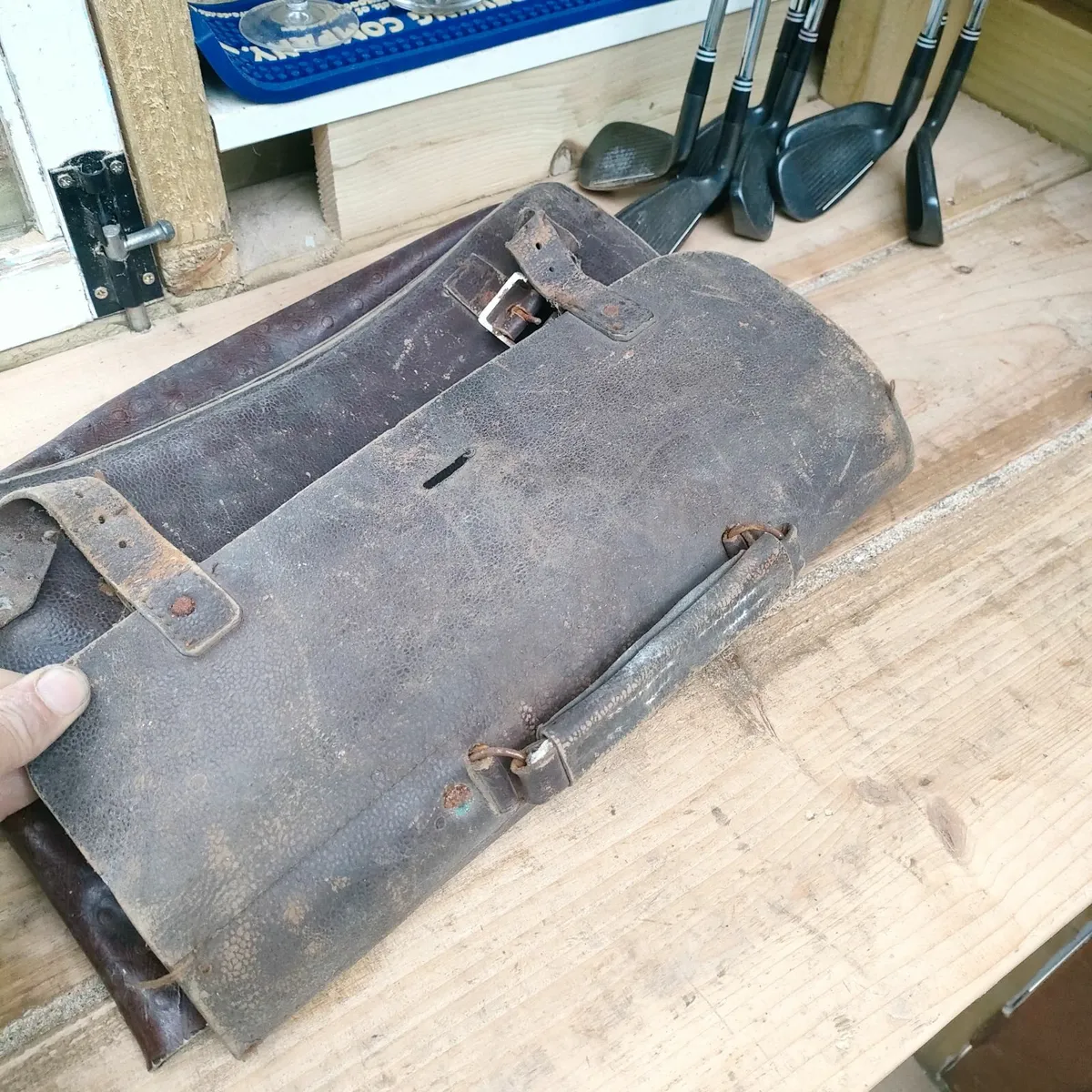 Leather satchel - Image 1