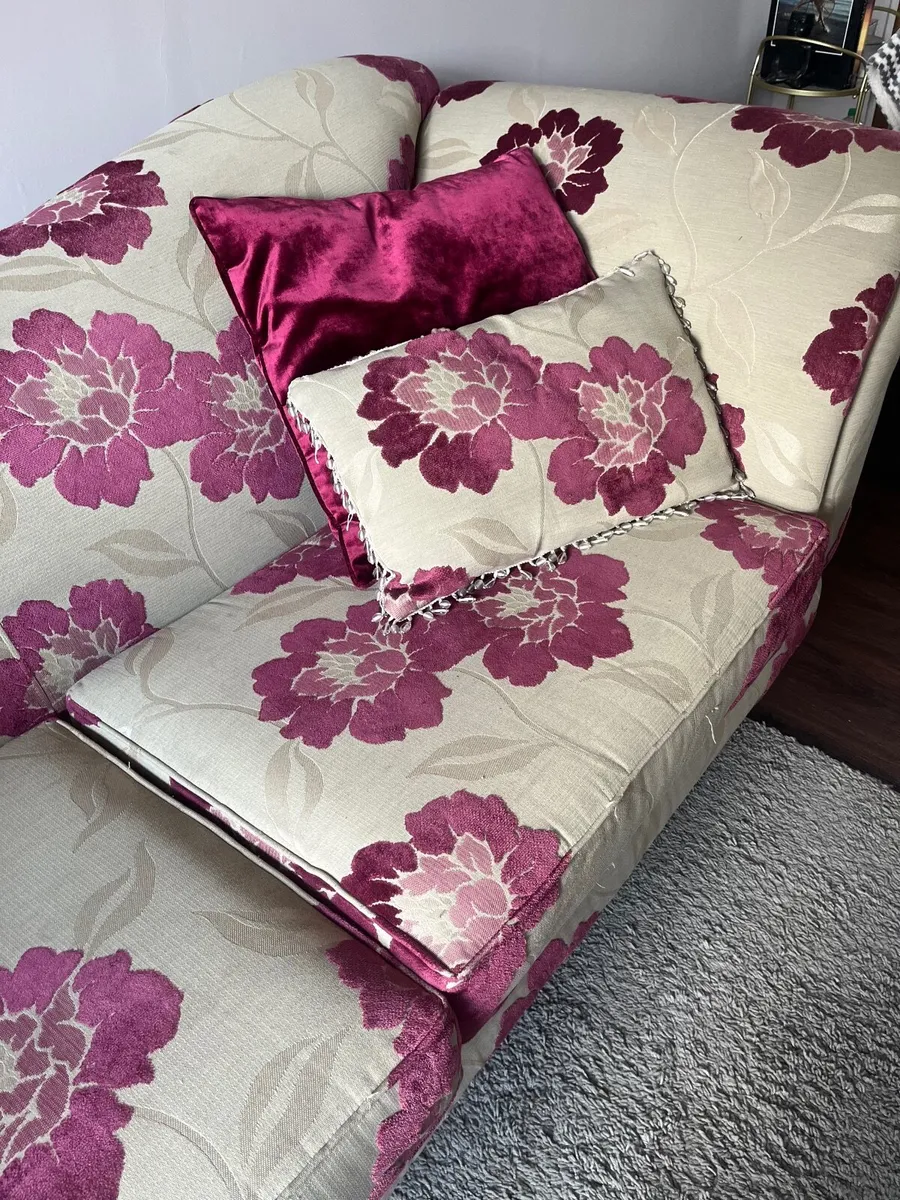 Sofa - Image 4