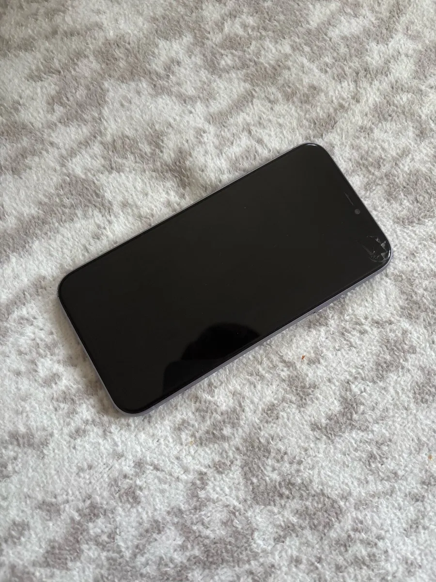 iPhone 11 sim free 64GB purple battery life 85% - Image 2