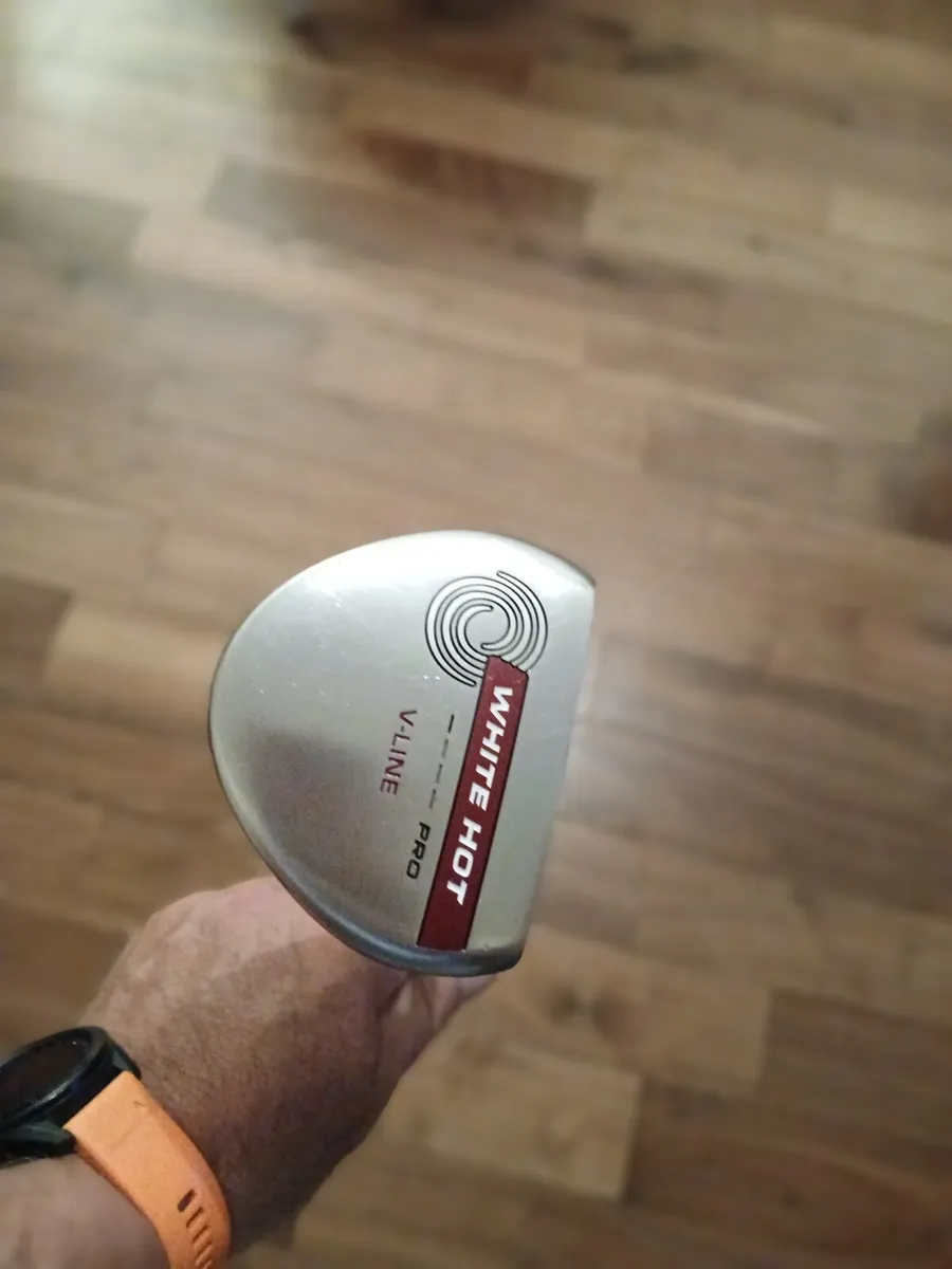 Odyssey white hot v line putter - Image 4