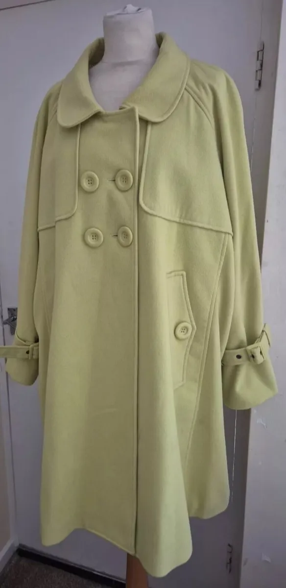 New wool mix winter coat sz 22/24 - Image 2