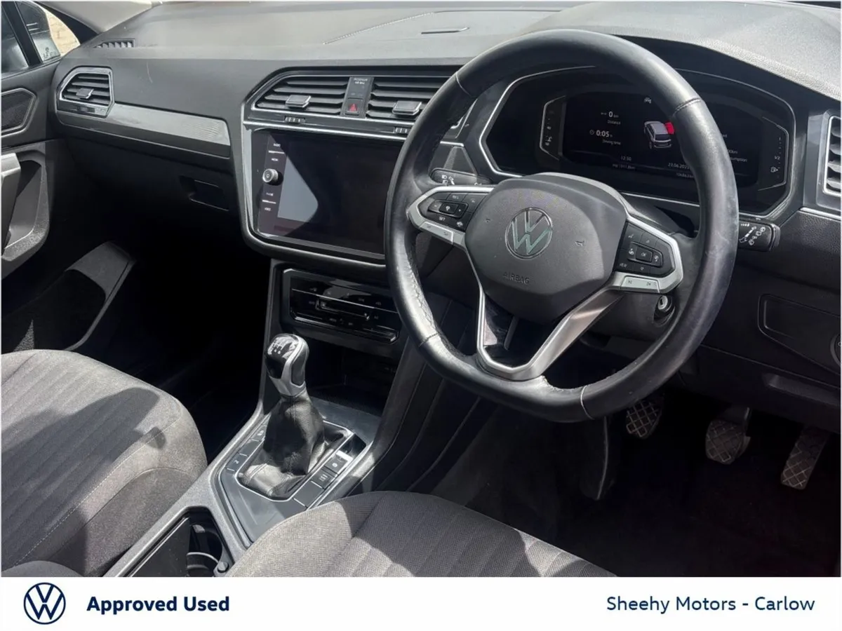 Volkswagen Tiguan Allspace 2.0 TDI Life Manual 7 - Image 2