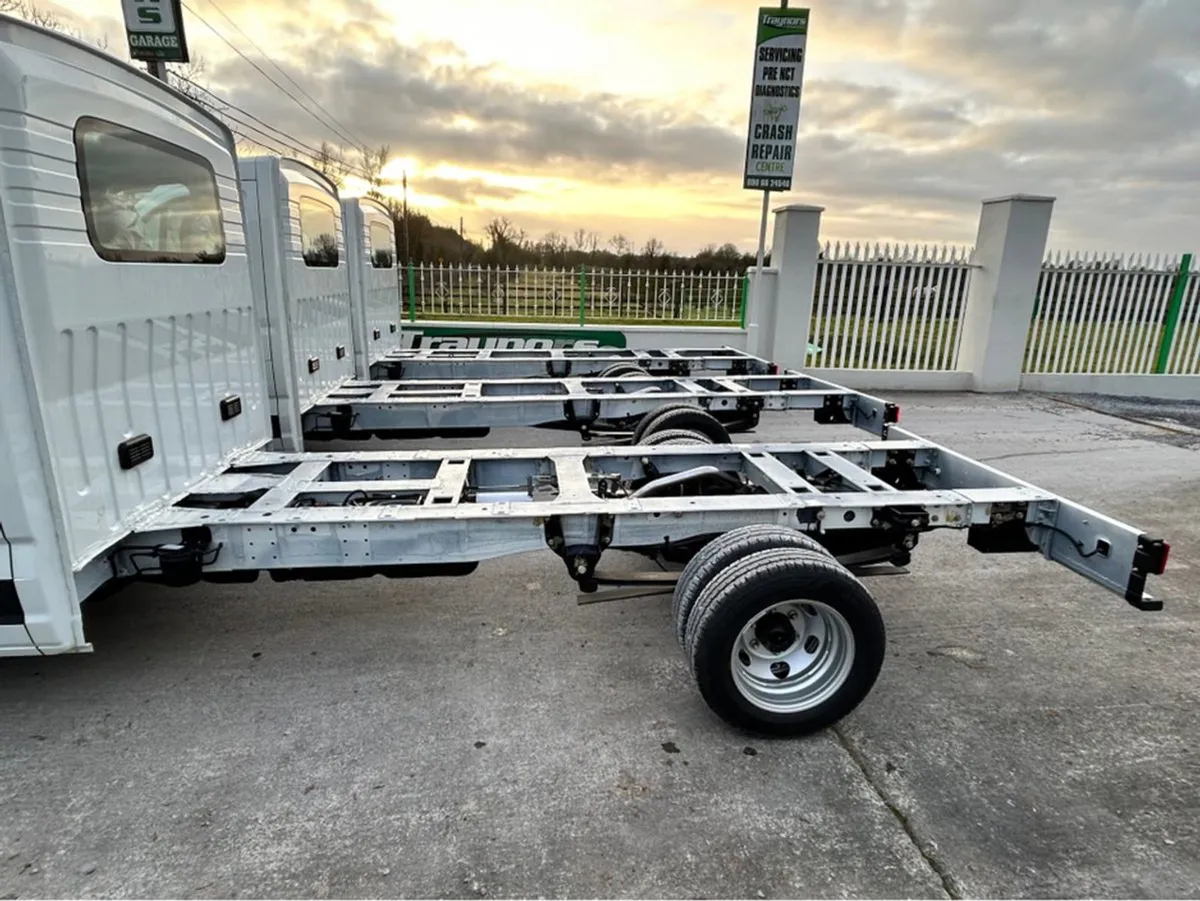 Maxus Deliver 9 L3 AND L4 Duel Wheel Chassis AND - Image 3