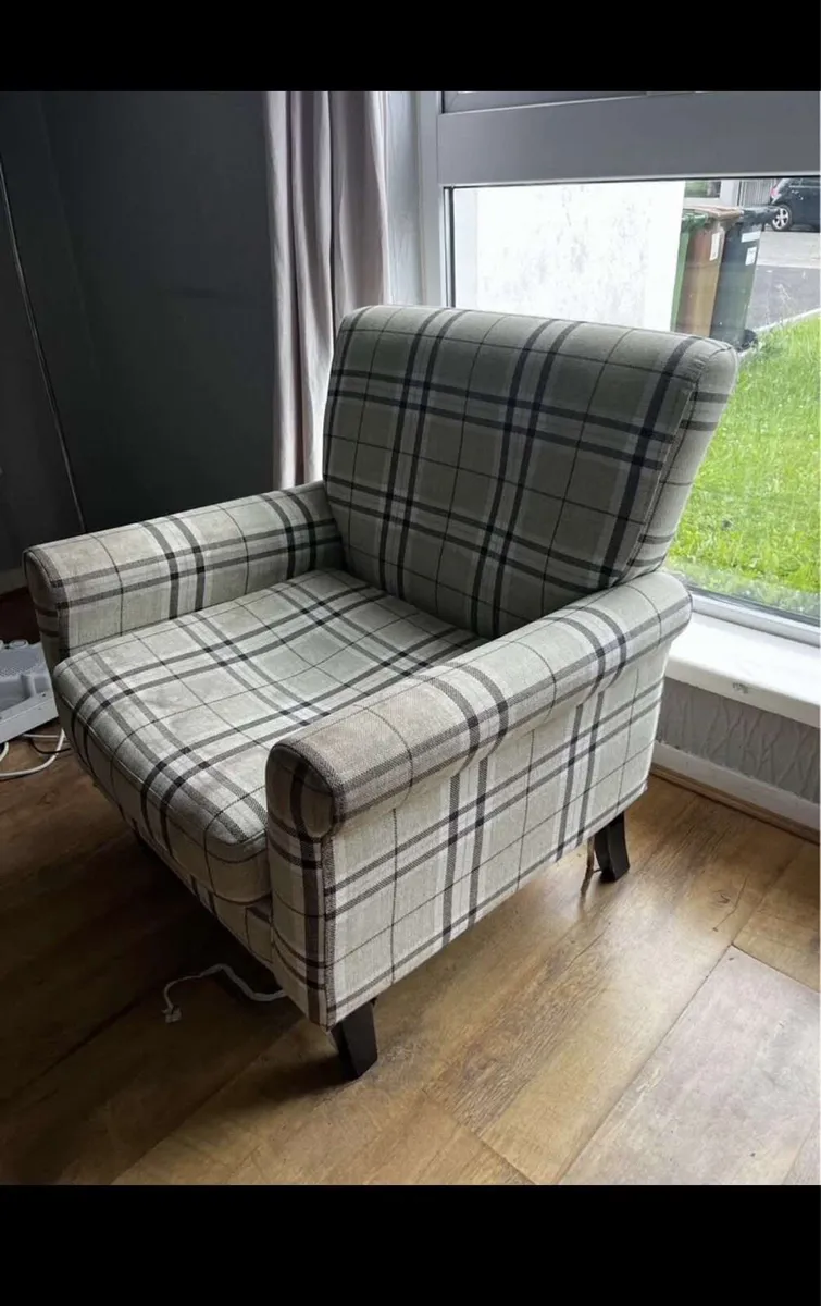Armchairs FREE OF CHARGE - Image 1
