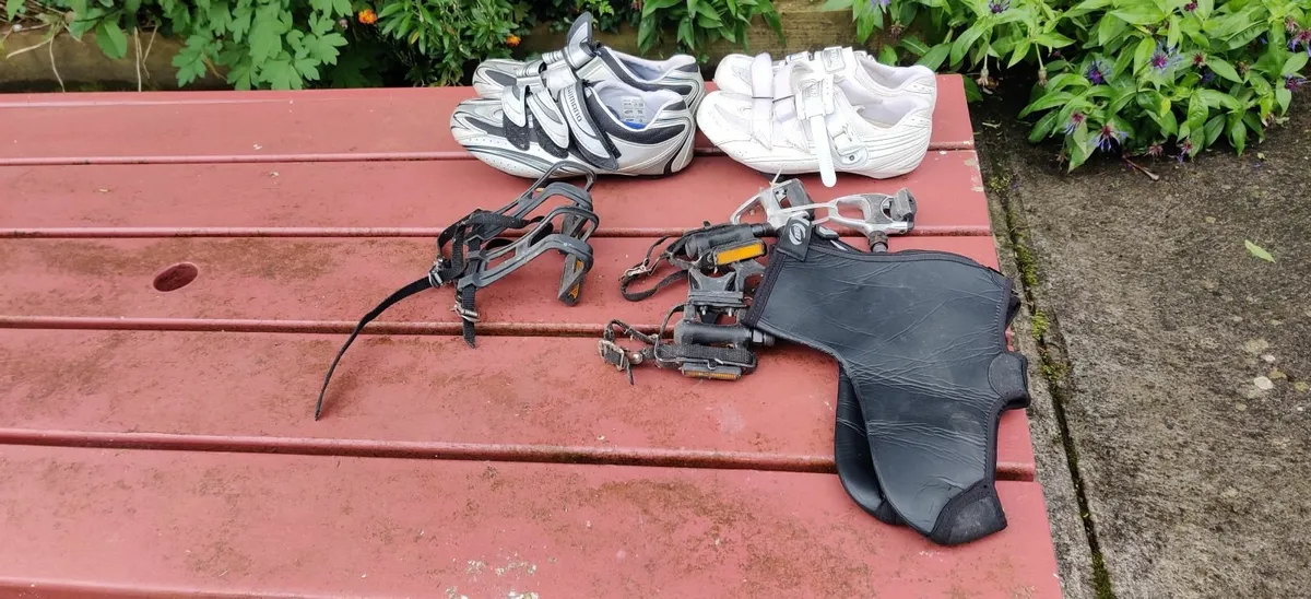 Trek 1.5 Road Bike, Size 52cm +Cycling Shoes - Image 3