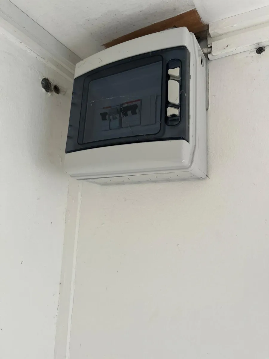 Toilet cabin - Image 4