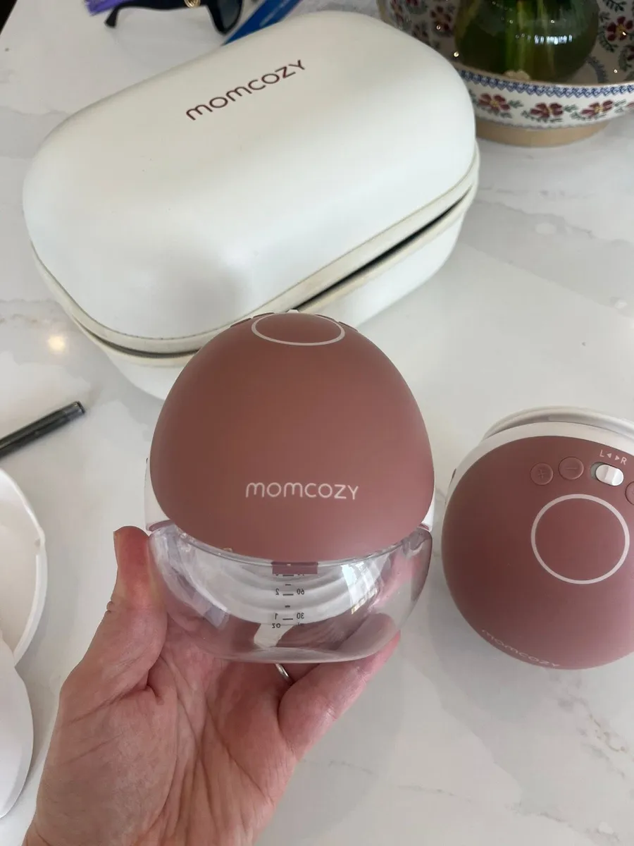 Momcozy M9 - Double Breast Pump - Image 4