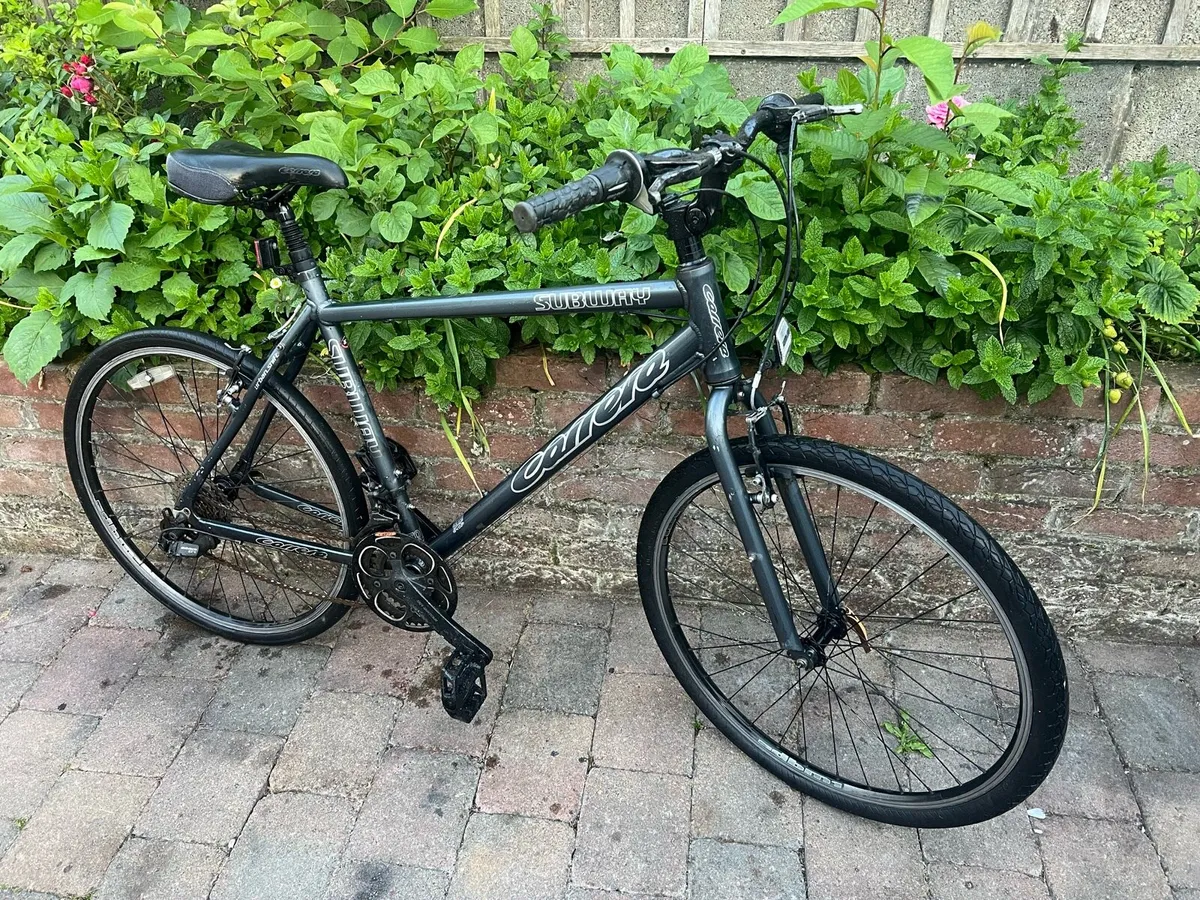 Carrera Road bike in great condition working 100% - Image 3