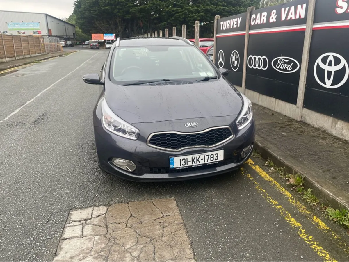 Kia Ceed Cee d 1.6 Crdi 2 Ecodynamics 5 5DR Ecody - Image 2