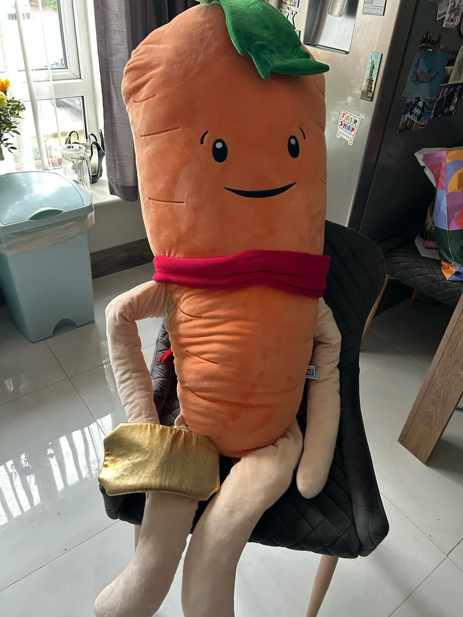 Kevin the Carrot - Image 1
