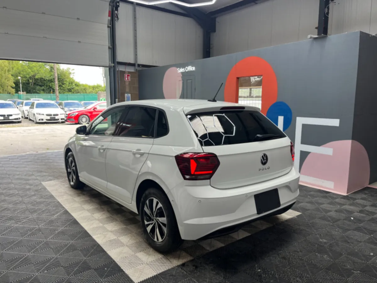 Volkswagen Polo 1.0 TSI COMFORT LINE / 53k KMs / R - Image 4