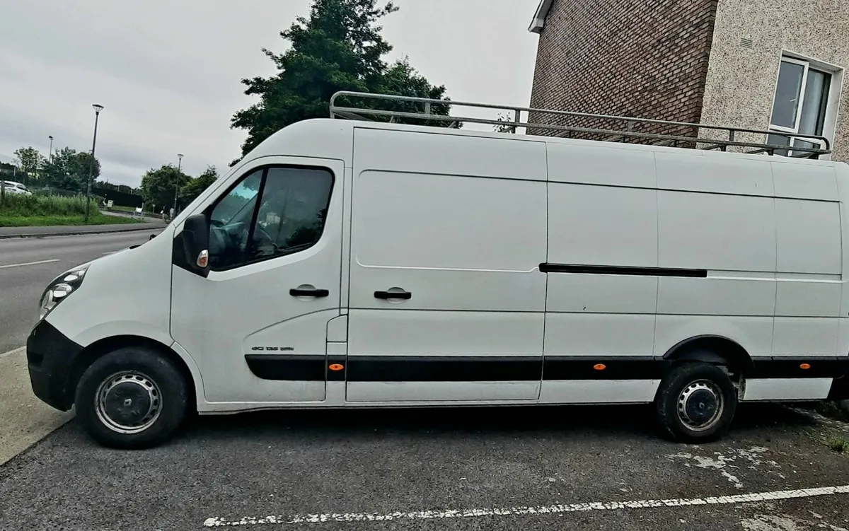 Renault master  Roof racks, cabin devider wall - Image 1
