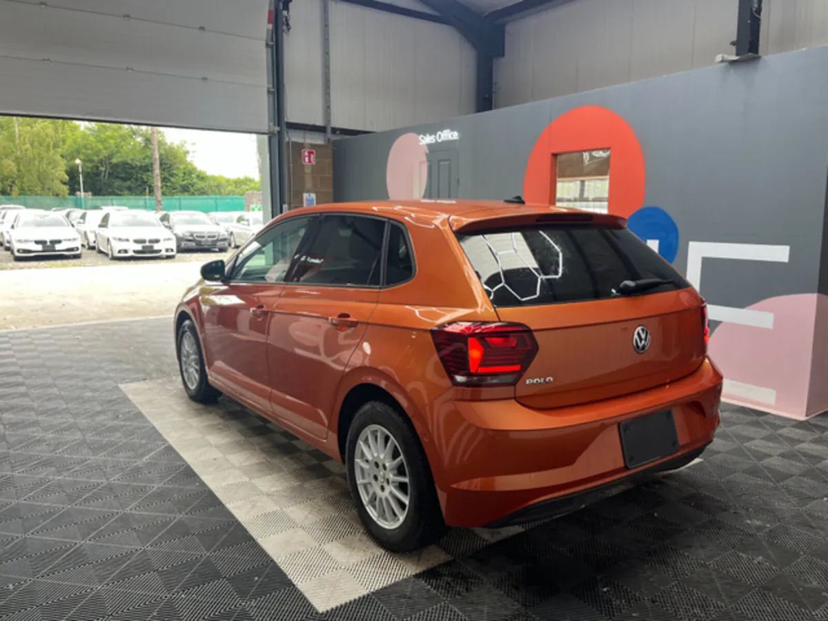 Volkswagen Polo 1.0 TSI COMFORT LINE / 29k KMs / R - Image 4