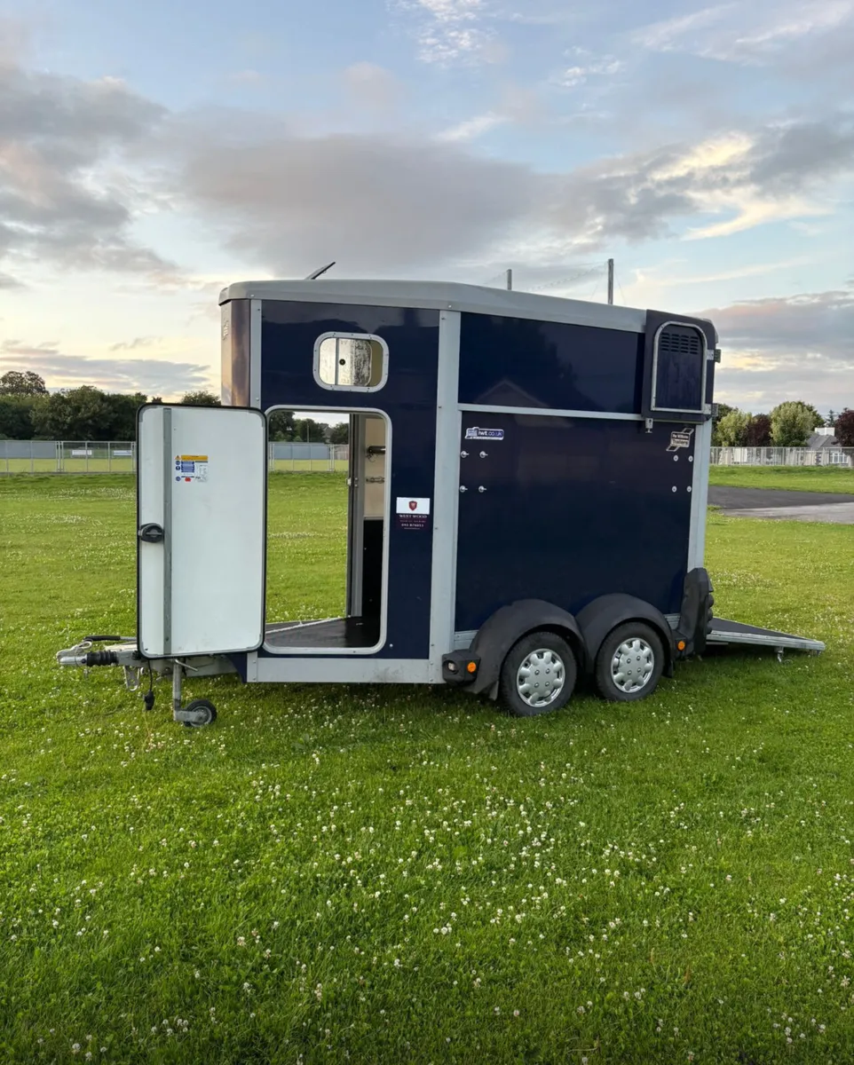 Horse box - Image 3