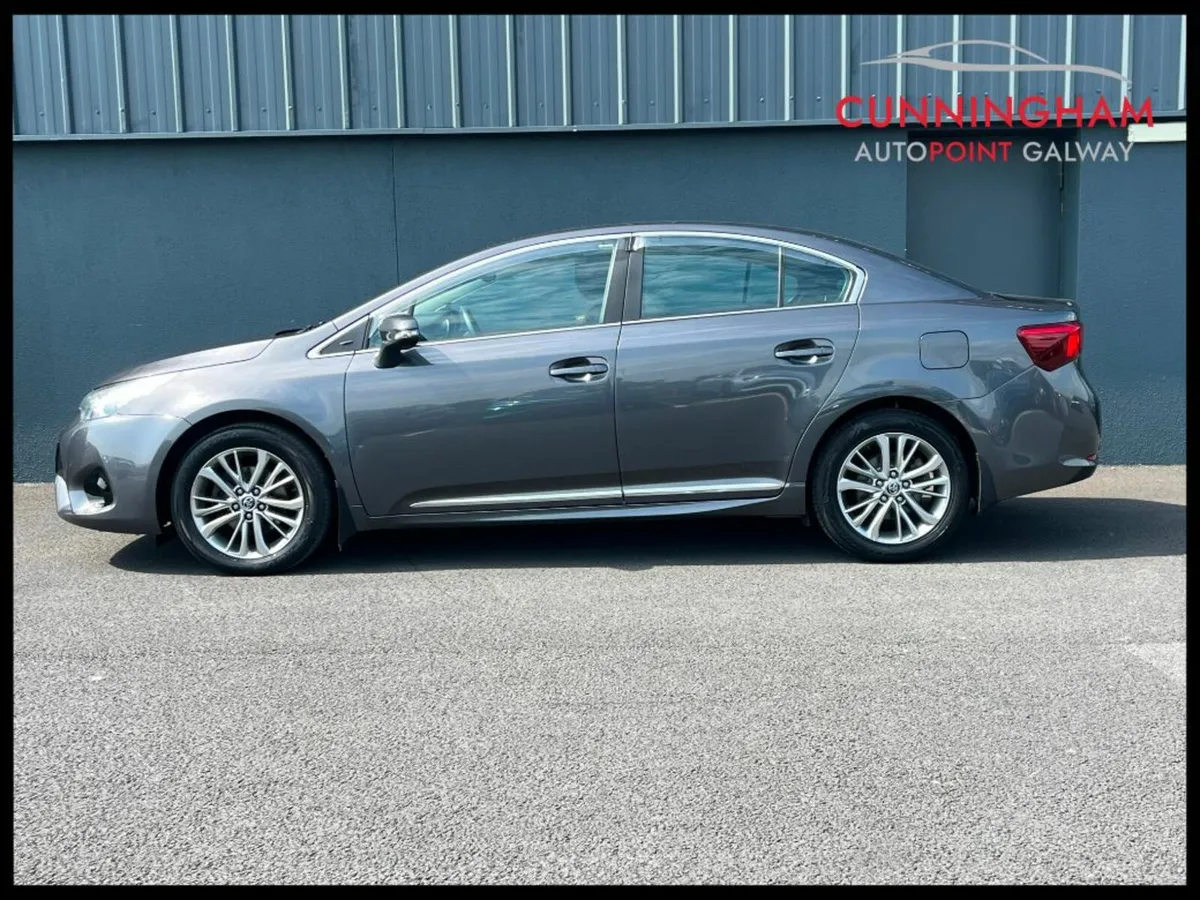 Toyota Avensis 1.6D Luna - Image 4